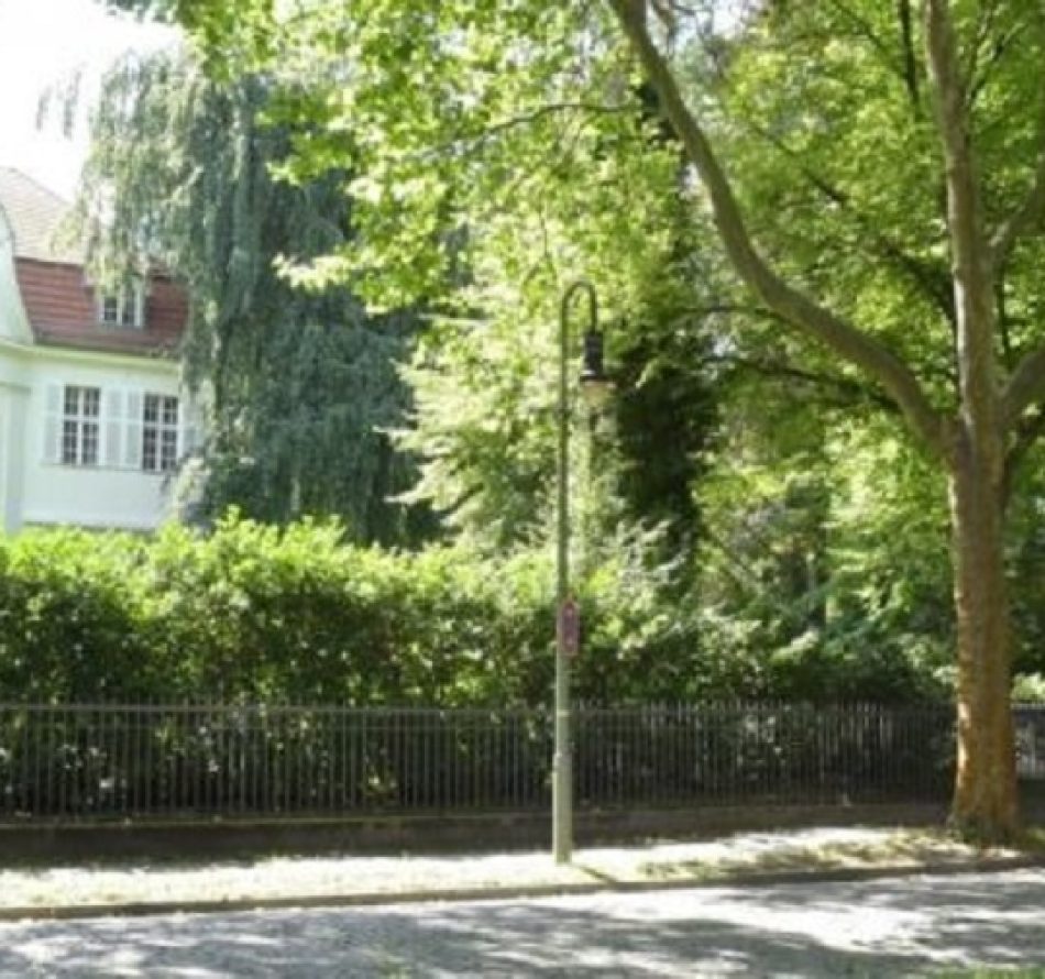 BERKUNJUNG KE DAHLEM JERMAN (1): Reruntuhan Kastil Jadi Obyek Wisata Sejarah