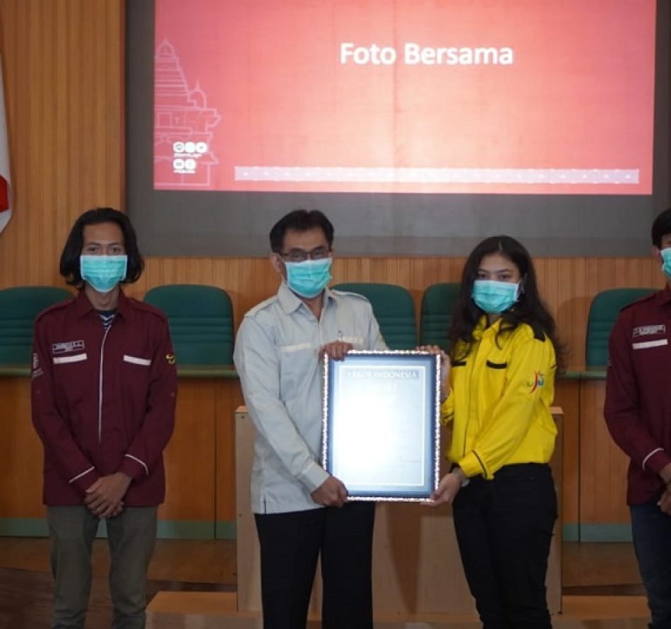Formasi Pelita Gadjah Mada PPSMB UGM 2020 Raih Rekor MURI