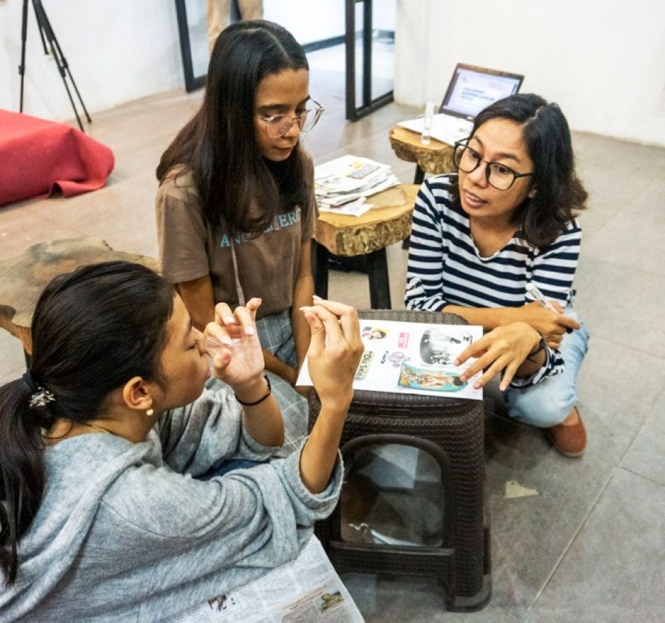 Mariana Yunita Hendriyani Opat, Edukasi Hak Kesehatan Anak dengan Dongeng