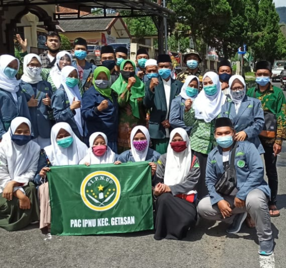 PAC IPNU Getasan Bagi 5.000 Masker
