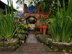 Wisata Blue Lagoon, Bendungan Berair Jernih Kebiruan
