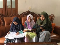 Rumah Tadarus, Lembaga Bimbingan Baca Alquran untuk Semua Usia