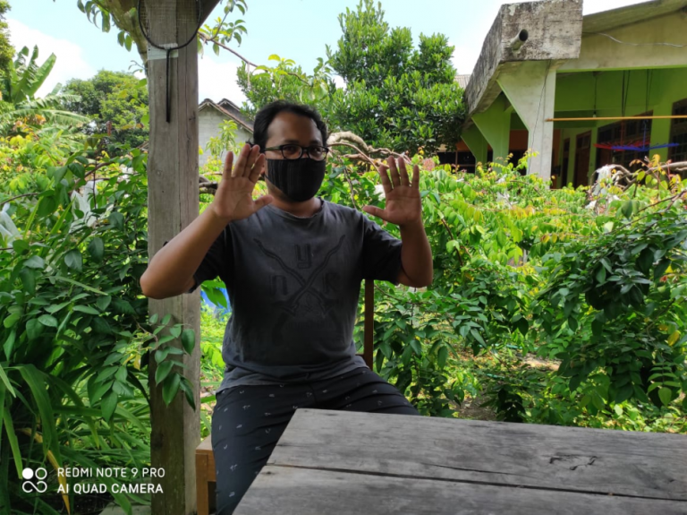 Cara Okulasi Belimbing Bangkok Merah dengan Teknik Sambung