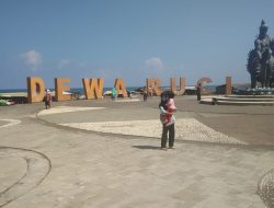 Plesiran ke Pantai Jatimalang, Makan Seafood Pulang Beli Ikan Laut Segar