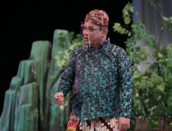 Lewat Ketoprak, Wamendes Ingatkan Warga Soal Disiplin Prokes dan Vaksin