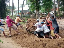 Kerigan, Warga Entak Buka Akses Jalan