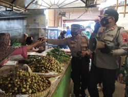 TNI-Polri Kecamatan Kutasari Pantau Penerapan Prokes di Tempat Umum