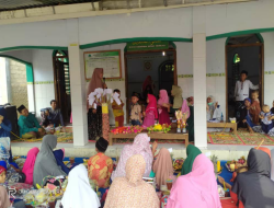 Tradisi Entak-entik, Ajang Bagi Anak-anak Melatih Keberanian