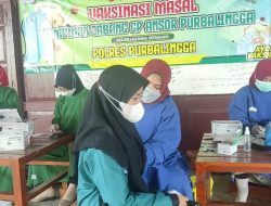 Polres Purbalingga Bersama GP Ansor Gelar Vaksinasi Covid-19 Massal di Pondok Pesantren Nurul Barokah