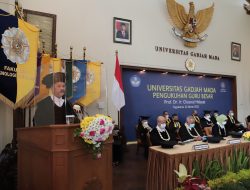 Prof Chusnul Hidayat Dikukuhkan Sebagai Guru Besar Ilmu Teknologi Hasil Pertanian UGM