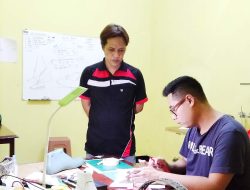 Buka Kursus Sepatu, Tetra Berharap Makin Banyak Orang Hidup Mapan Lewat Produksi Sepatu Rumahan