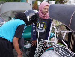 Gotong-royong Menuju Kebaikan, Komunitas Segamubeng Bagikan 500 Bungkus Nasi