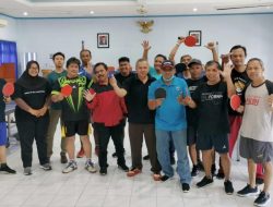 Tim Tenis Meja PWI DIY Tanding Persahabatan dengan PDAM Tirtamarta Yogyakarta