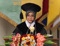 Prof Diah Rachmawati Dikukuhkan Sebagai Guru Besar UGM