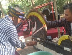 Pentas Drama Dalam Rasa Suara di Pelataran Omah Tabon: Melukis Jaran Kepang di Pinggir Jurang