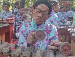 “Perang Saudara” Terjadi di Wukirharjo Perbukitan Sumilir Prambanan