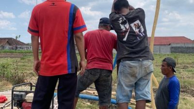 Petani Pereng Membuat 10 Sumur Bor, untuk Pengairan Sawah Tadah Hujan