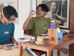 Nongkrong di Kafe Tarumartani, Pengunjung Bisa Mencicipi Berbagai Varian Tembakau