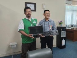 Menginisiasi Kampung Digital, TBM Seruni Memperoleh Hibah Seperangkat Komputer