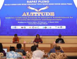 Guru Besar dari 21 PTN-BH di Indonesia Tingkatkan Kapasitas Kepemimpinan di UGM