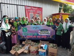 PAC Fatayat NU Kapanewon Sentolo Berbagi Takjil On The Road