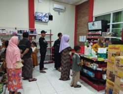 Dikelola BUMDes Arta Guna, Kebulusan Mart Diminati Warga untuk Berbelanja