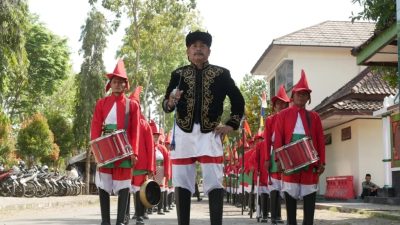 Bregada Kyai Demang Mengawal Ngarso Dalem di Gerbang Projo Banjarharjo 2024