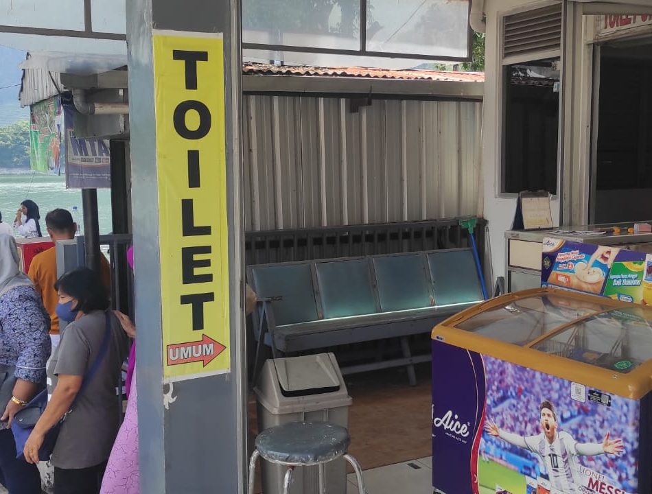 Tiket Toilet Wisata Sarangan 1 x Pakai Rp 3.000