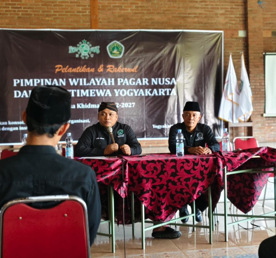 Pengurus PW Pagar Nusa DIY Dilantik Ketua Umum Gus Nabil Haroen
