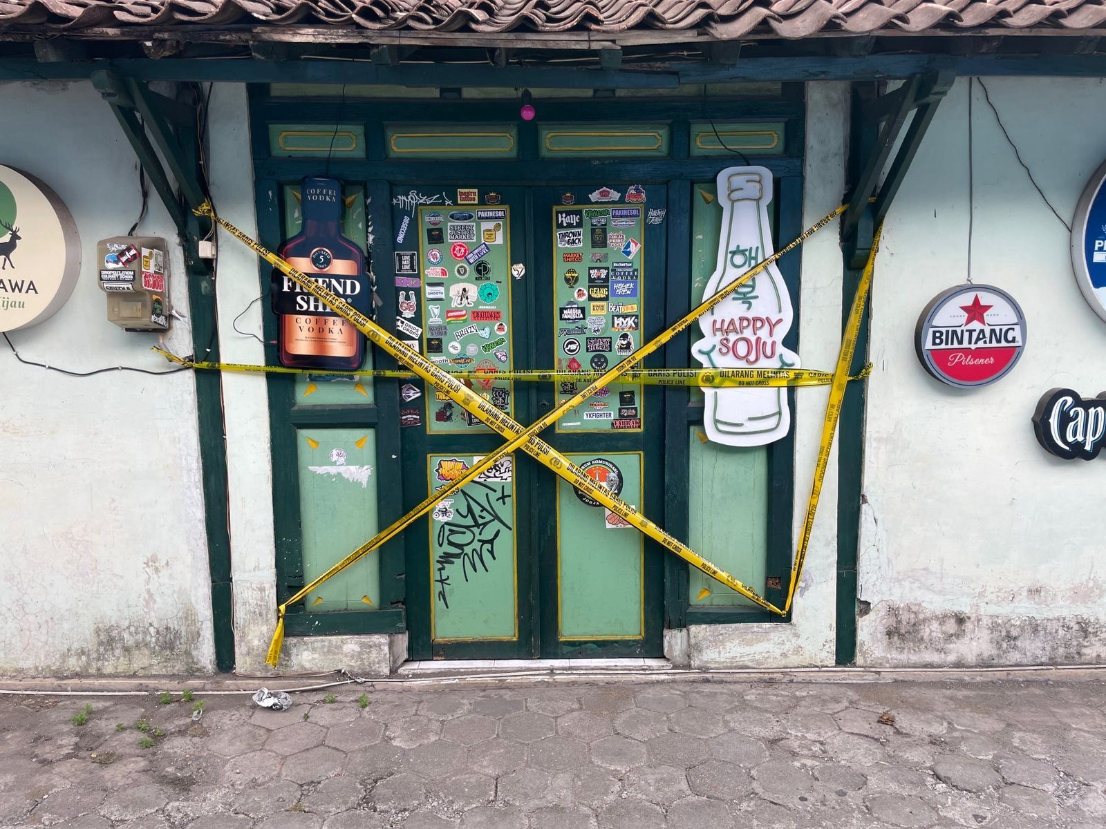 Polresta Yogyakarta Pasang “Police Line” Semua Gerai Miras Tanpa Izin