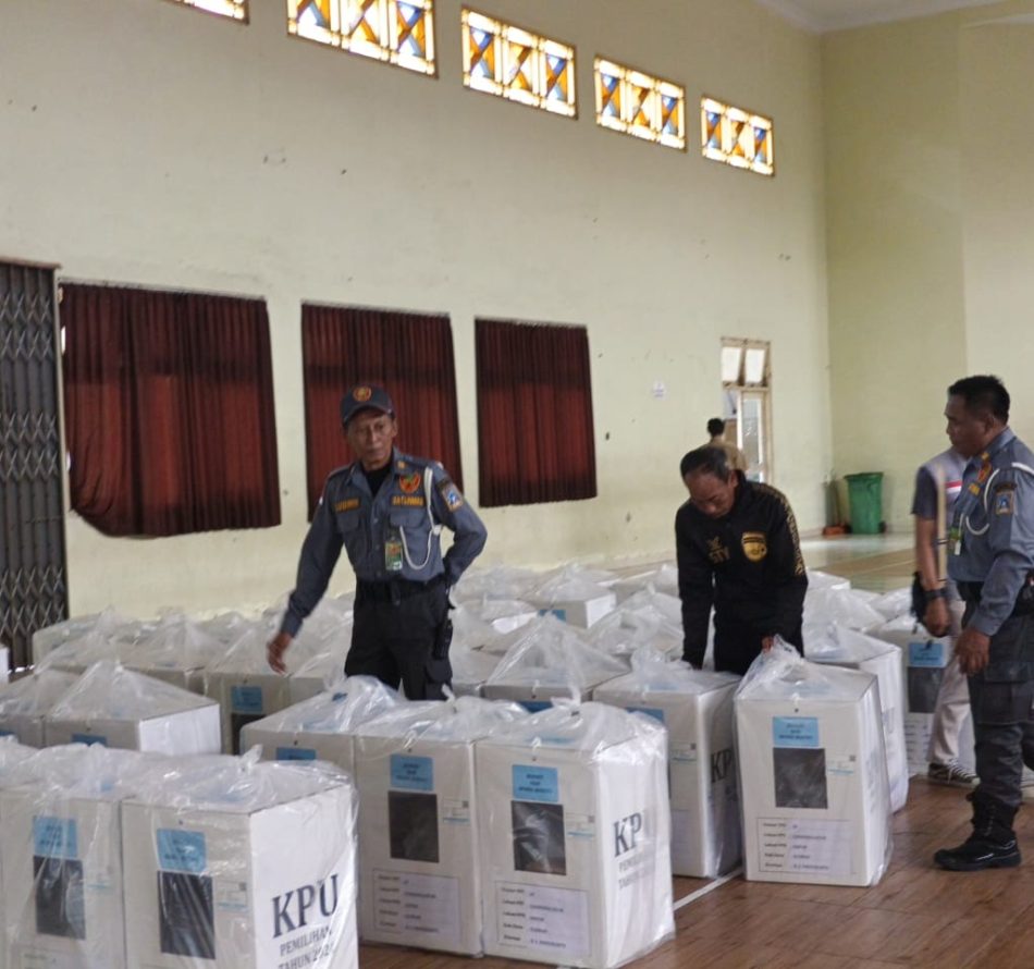 Depok, Penerima Pertama Logistik Pilkada dari KPU Sleman