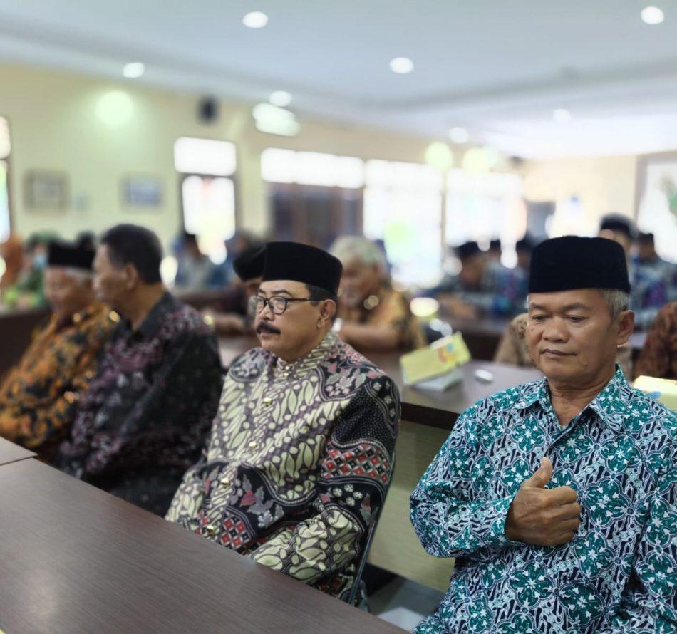 Peringati Hari Jadi ke-78, Pemkal Condongcatur Gelar Silaturahmi Pamong Aktif dan Purna Tugas