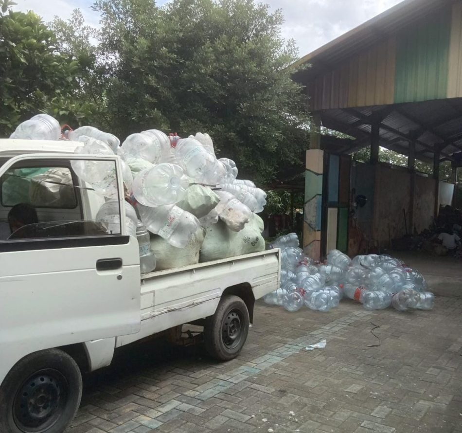 KSM Salakan Mandiri Mengelola Sampah 180 KK