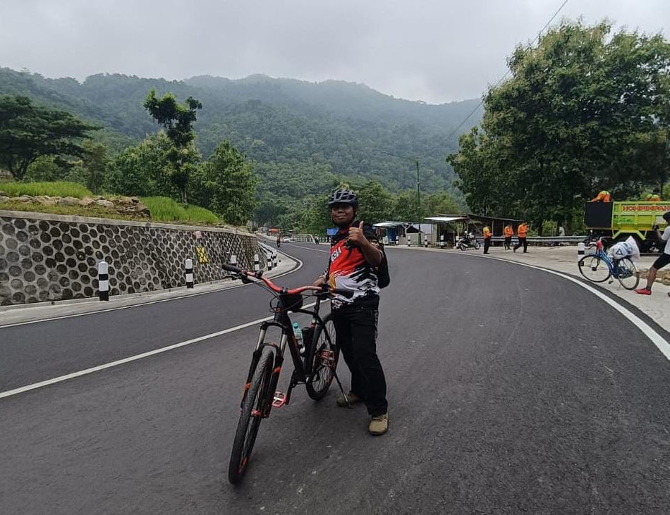 Tanjakan Clongop Uji “Strong” para Goweser