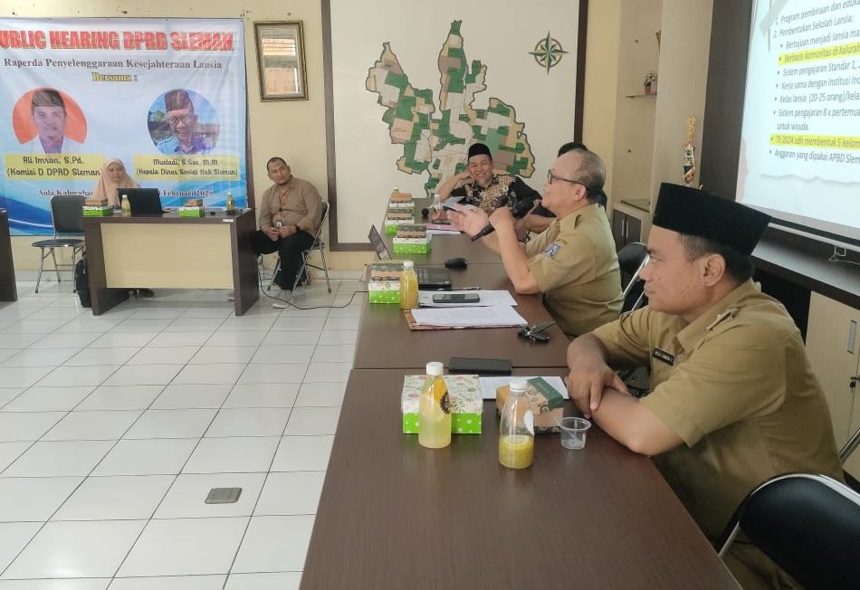 DPRD Sleman Gelar Public Hearing Raperda Tentang Penyelenggaraan Kesejahteraan Lansia