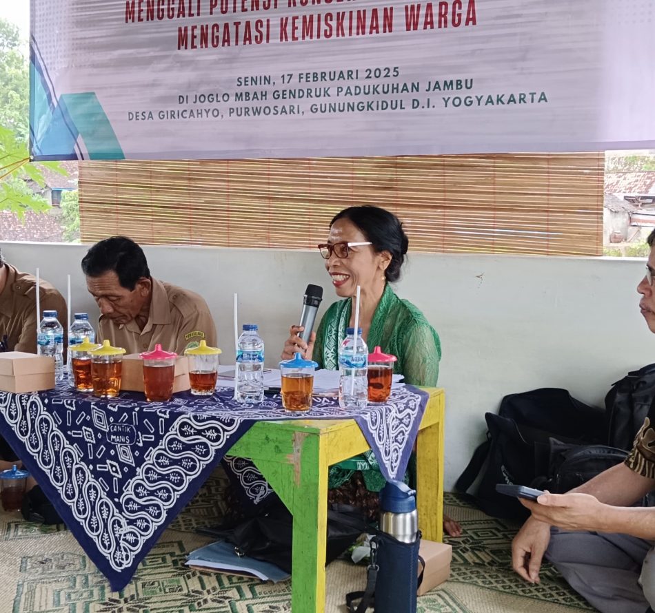 Seminar Konservasi Hutan Desa Diselenggarakan di Giricahyo