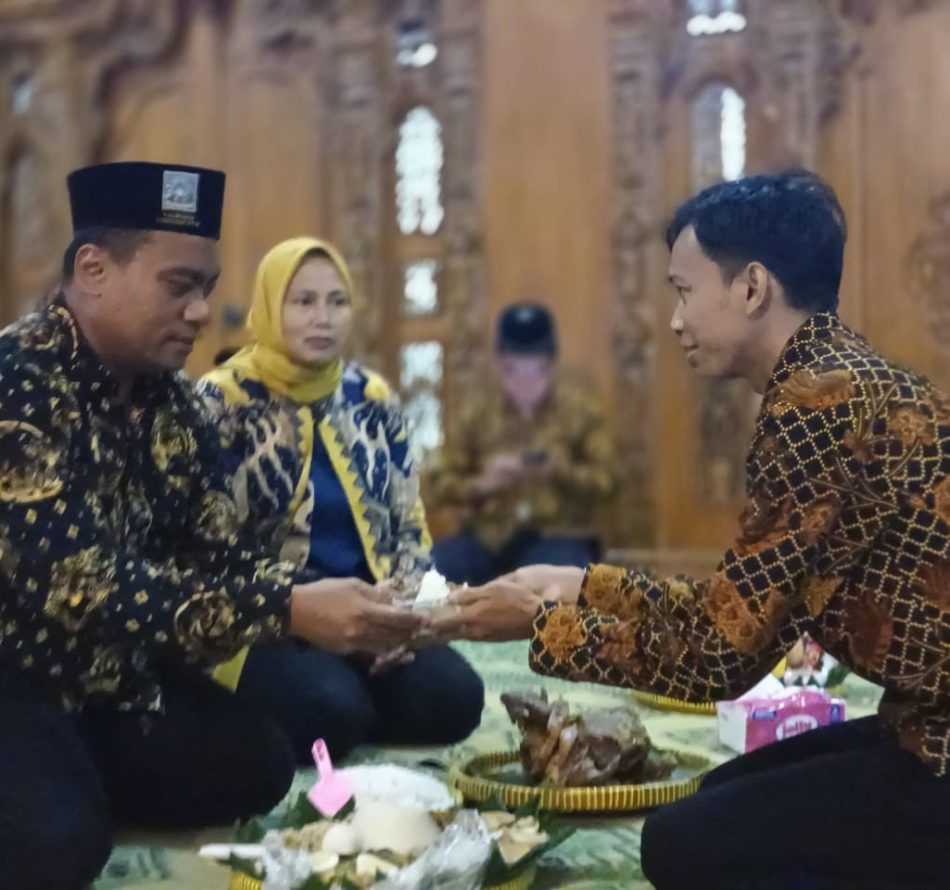 Pemkal Condongcatur Gelar Malam Tirakatan Hari Jadi ke-109 Kabupaten Sleman