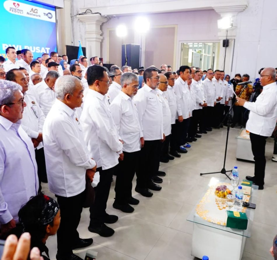 Pengurus PWI Pusat Periode 2025-2030 Resmi Dikukuhkan di Monumen Pers Solo