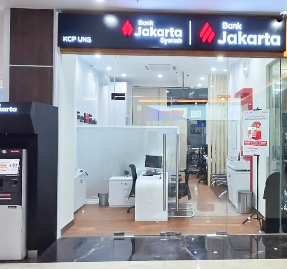 Buka KCP UNS, Bank Jakarta Sediakan Beragam Layanan Keuangan Modern