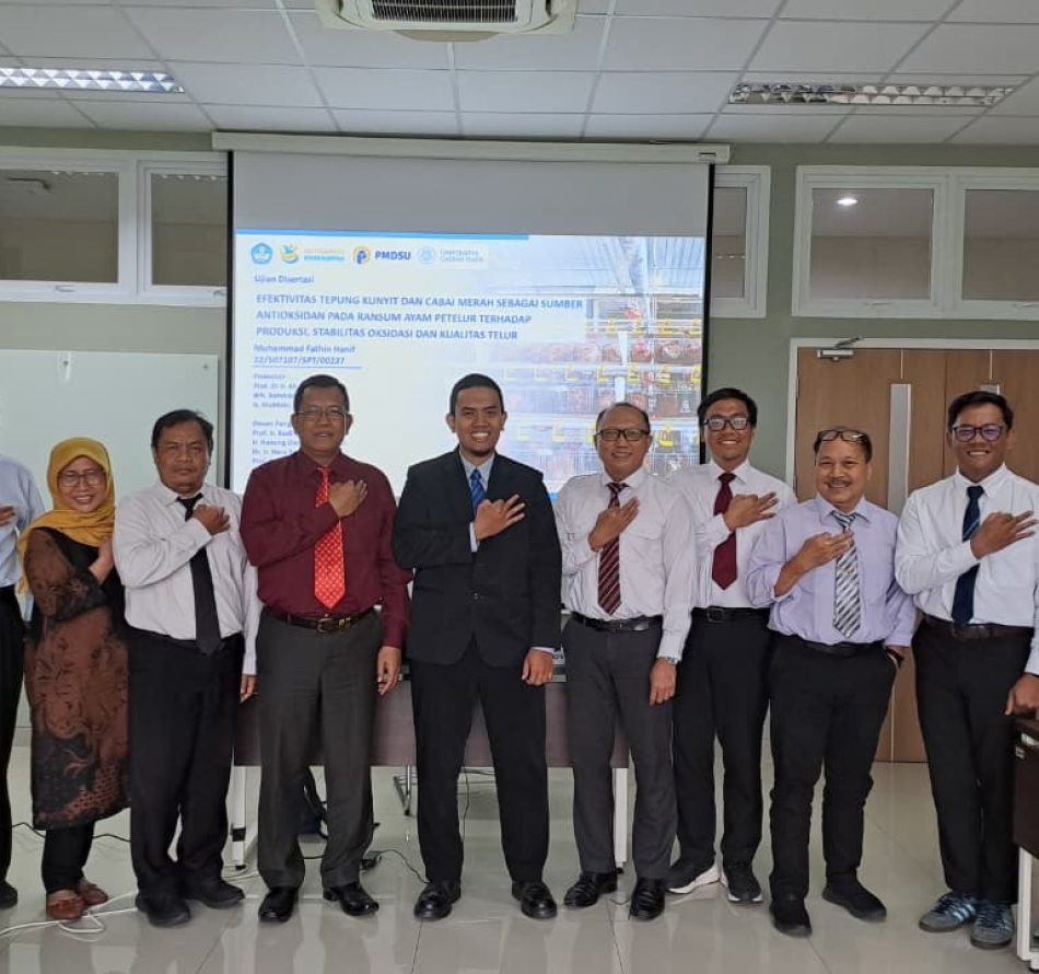 Raih Doktor Usai Kaji Potensi Kunyit dan Cabai Merah untuk Tingkatkan Kualitas Telur Ayam Petelur