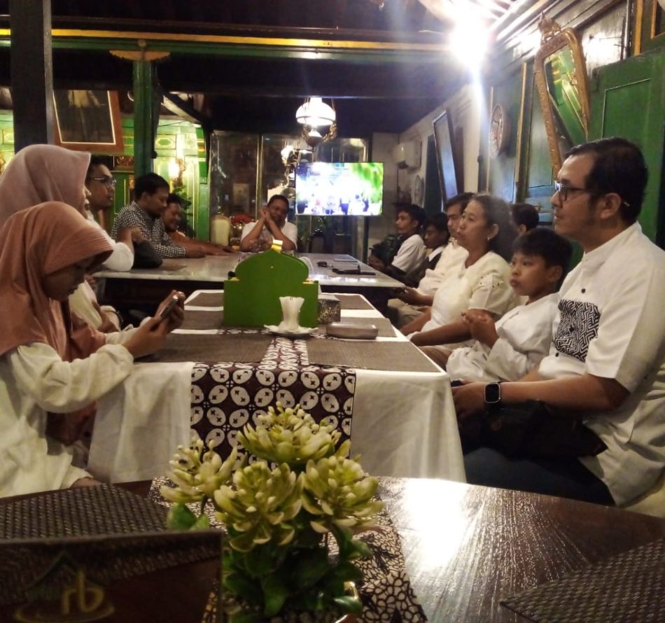 Bukber FTIE ITY Usung Semangat Harmoni Menuju Unggul