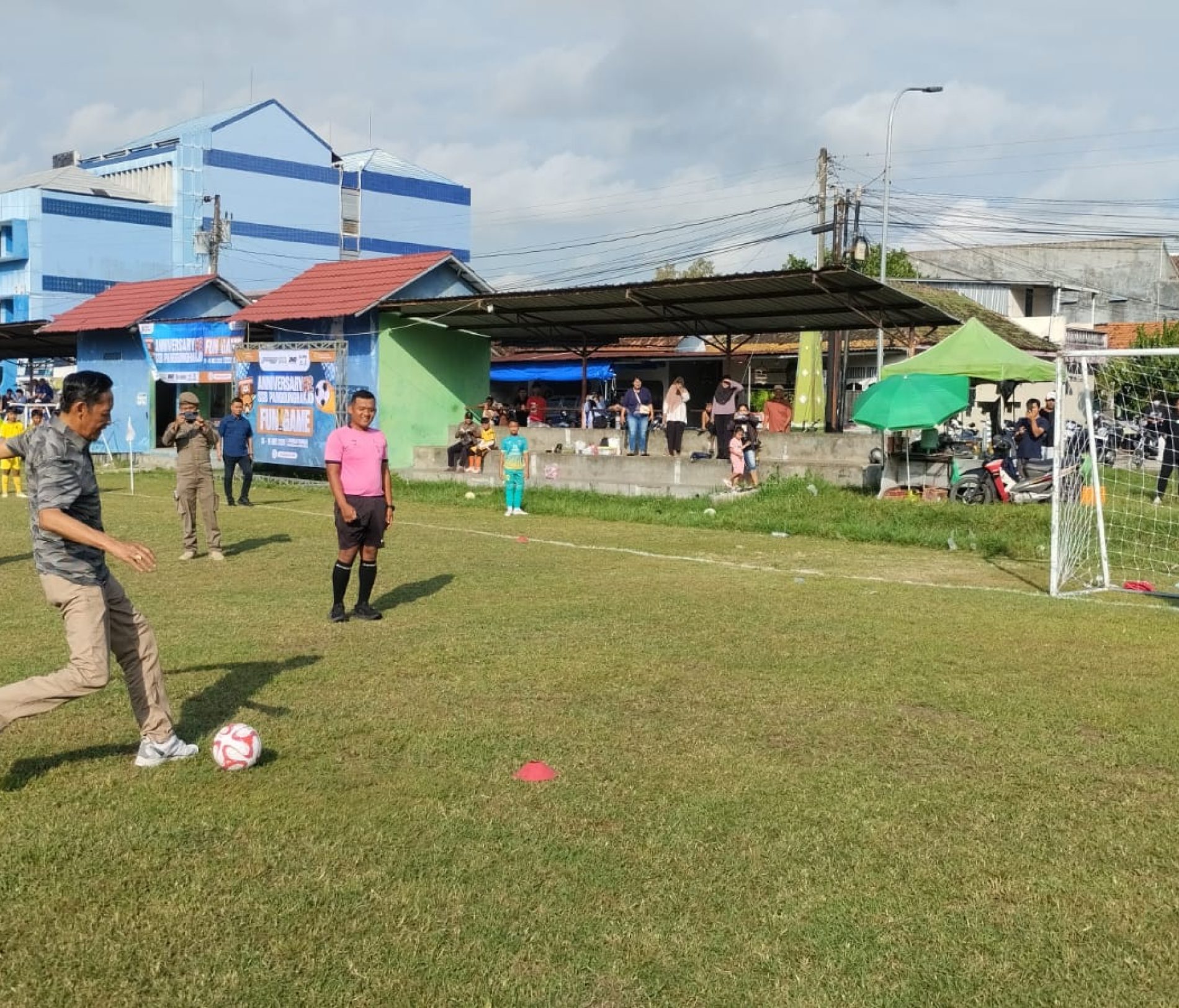 Wakil Bupati Bantul Buka Fun Game Anniversary #2 SSB Panggungharjo