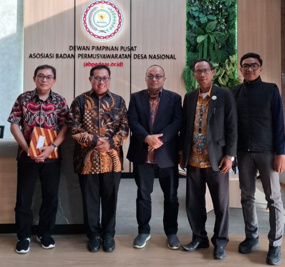 SMSI dan ABPEDNAS Jajaki Kolaborasi Nasional untuk Penguatan Desa dan Publikasi Program Strategis