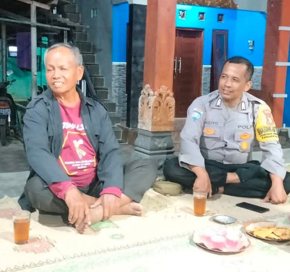 Bhabinkamtibmas Condongcatur Sambang Kamling dan Dialog Bersama Warga Kayen