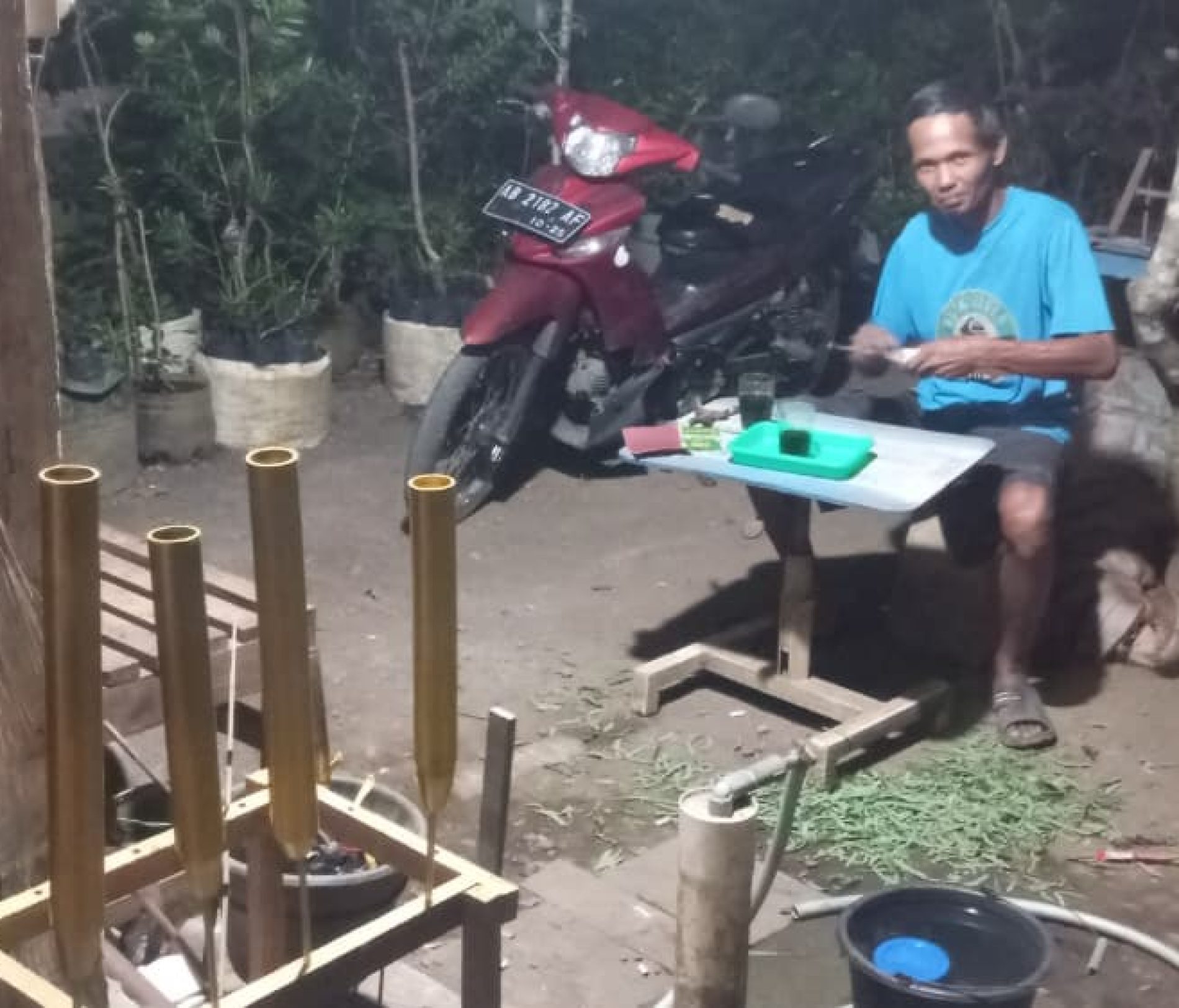 Dibikin Jagrak Pancing, Pipa Air Limbah Jadi Bernilai Rupiah