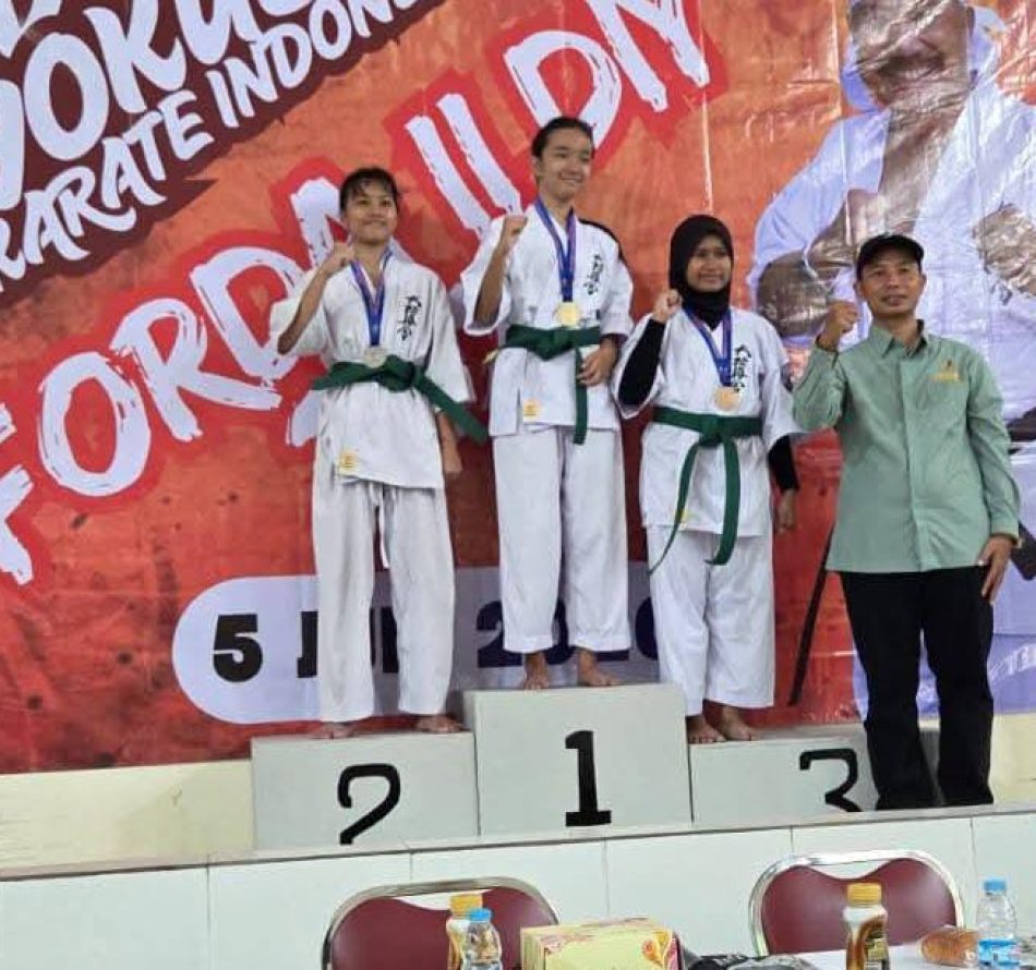 Borong Dua Gelar, Karateka Dojo Cakra Asal Joho Harumkan Nama Sleman