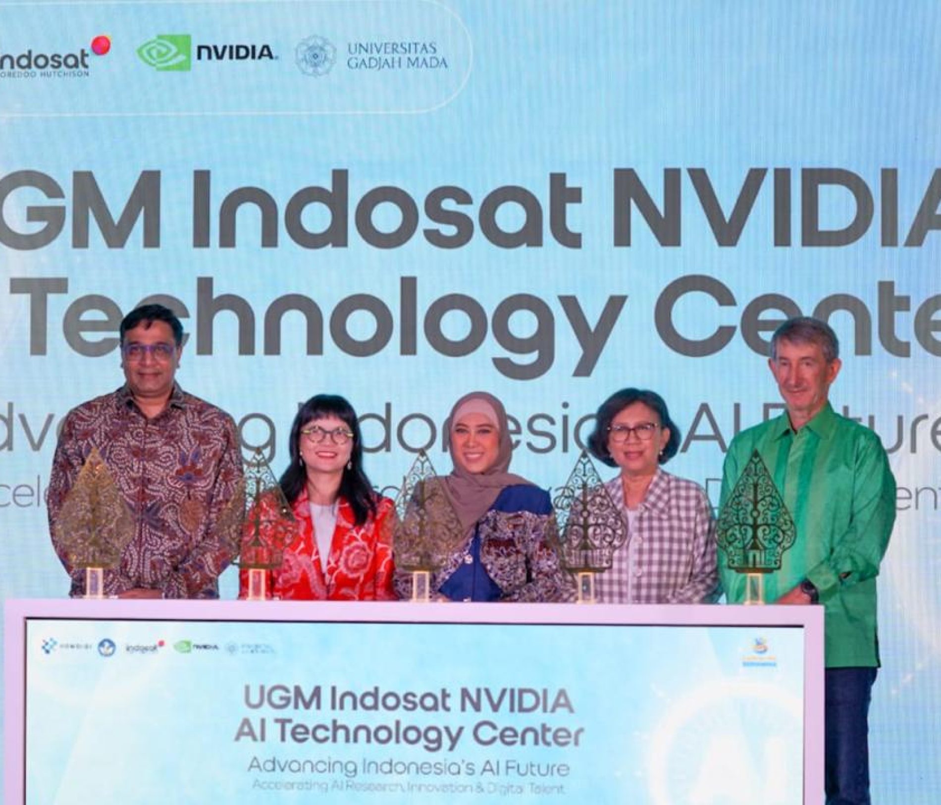 Kemkomdigi, Indosat, NVIDIA, dan UGM Luncurkan UGM Indosat NVIDIA AI Technology Center