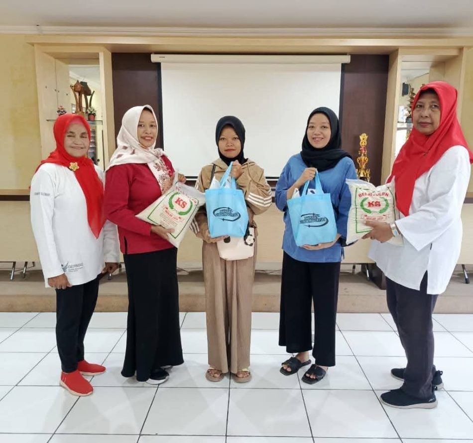 Pemkal Condongcatur Salurkan PMT untuk 40 Ibu Hamil dan Balita