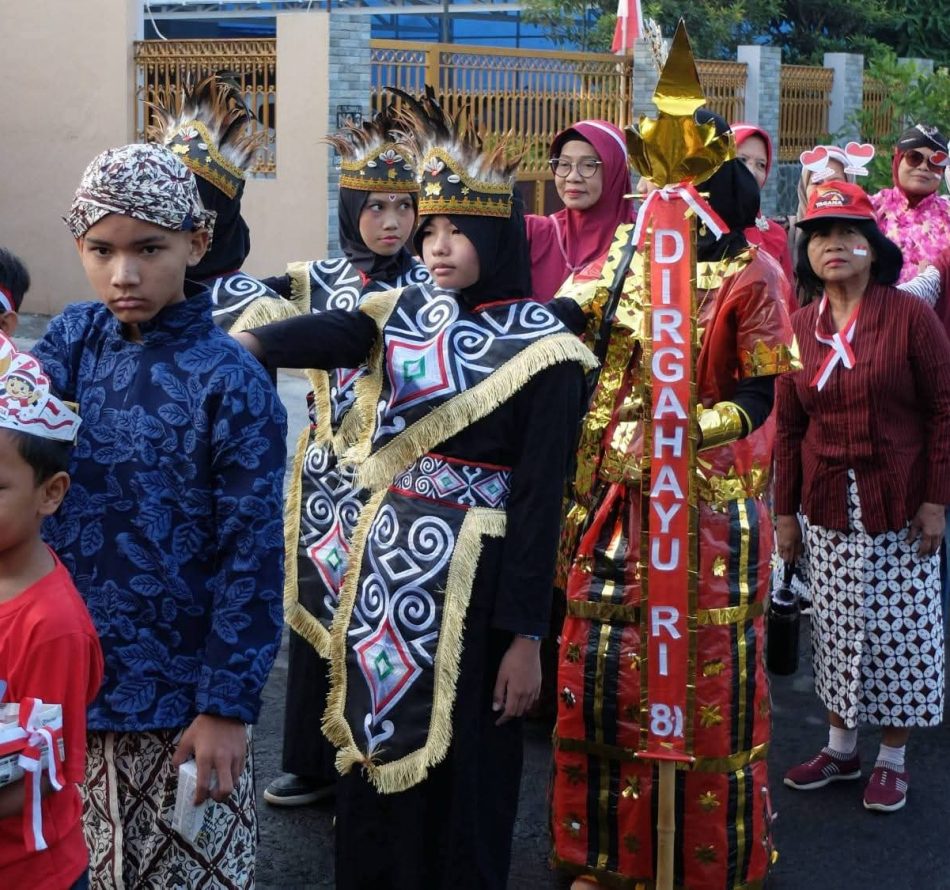 Karnaval Manukan Satukan Seribu Warga dalam Semangat Kemerdekaan